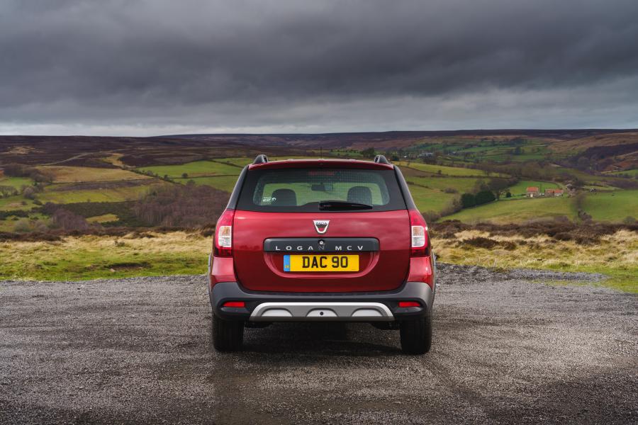  Dacia Logan MCV Stepway Techroad 2019 года  (UK) (фото 34 из 34)